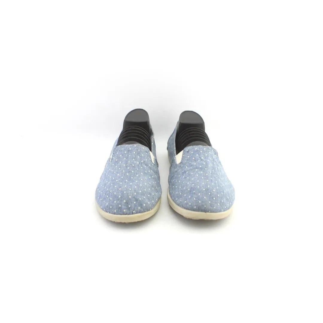 AIR WALK AVIA