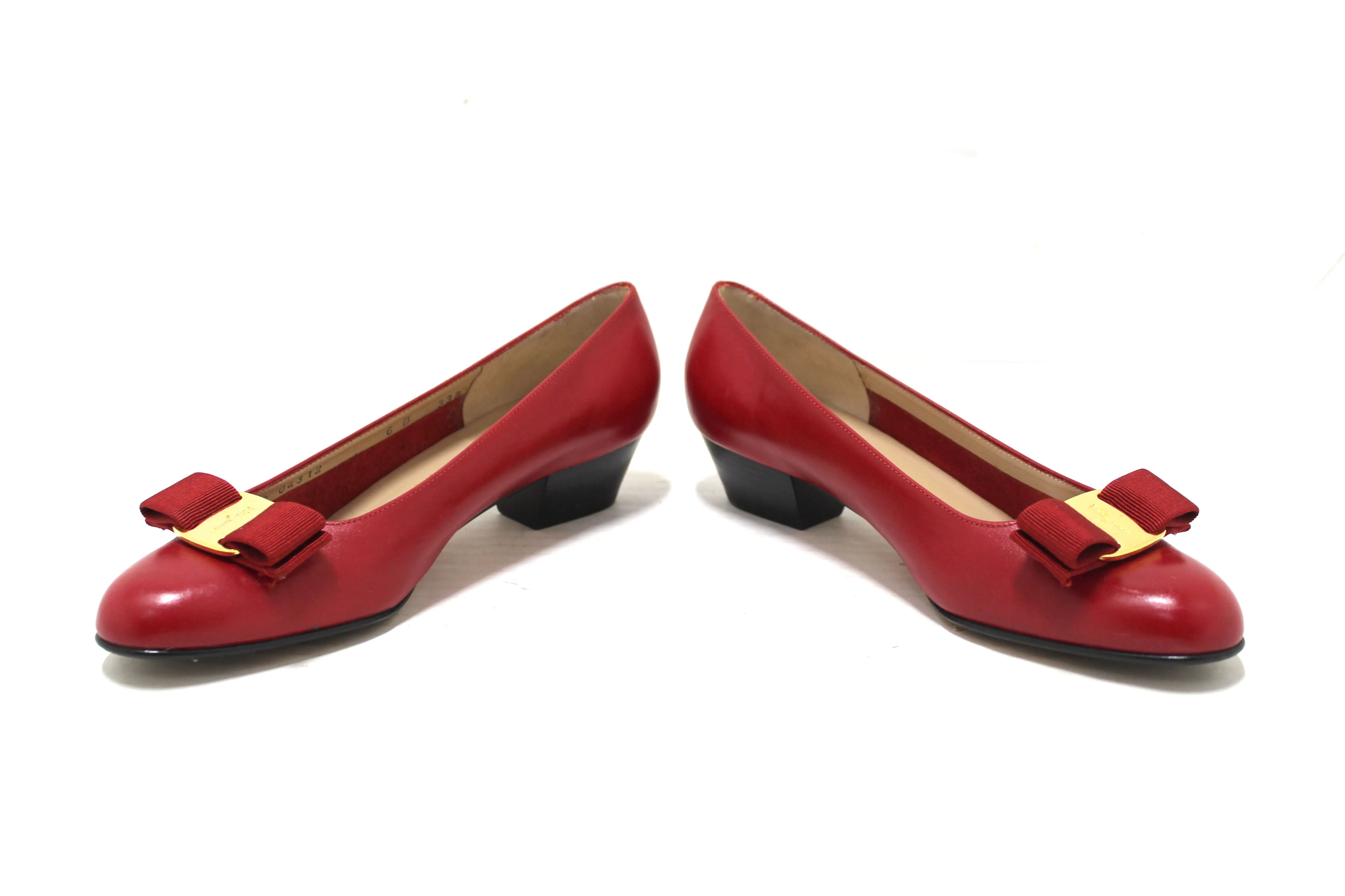 Authentic Salvatore Ferragamo Calfskin Red Leather Kitten Heel with Bow Size 6B
