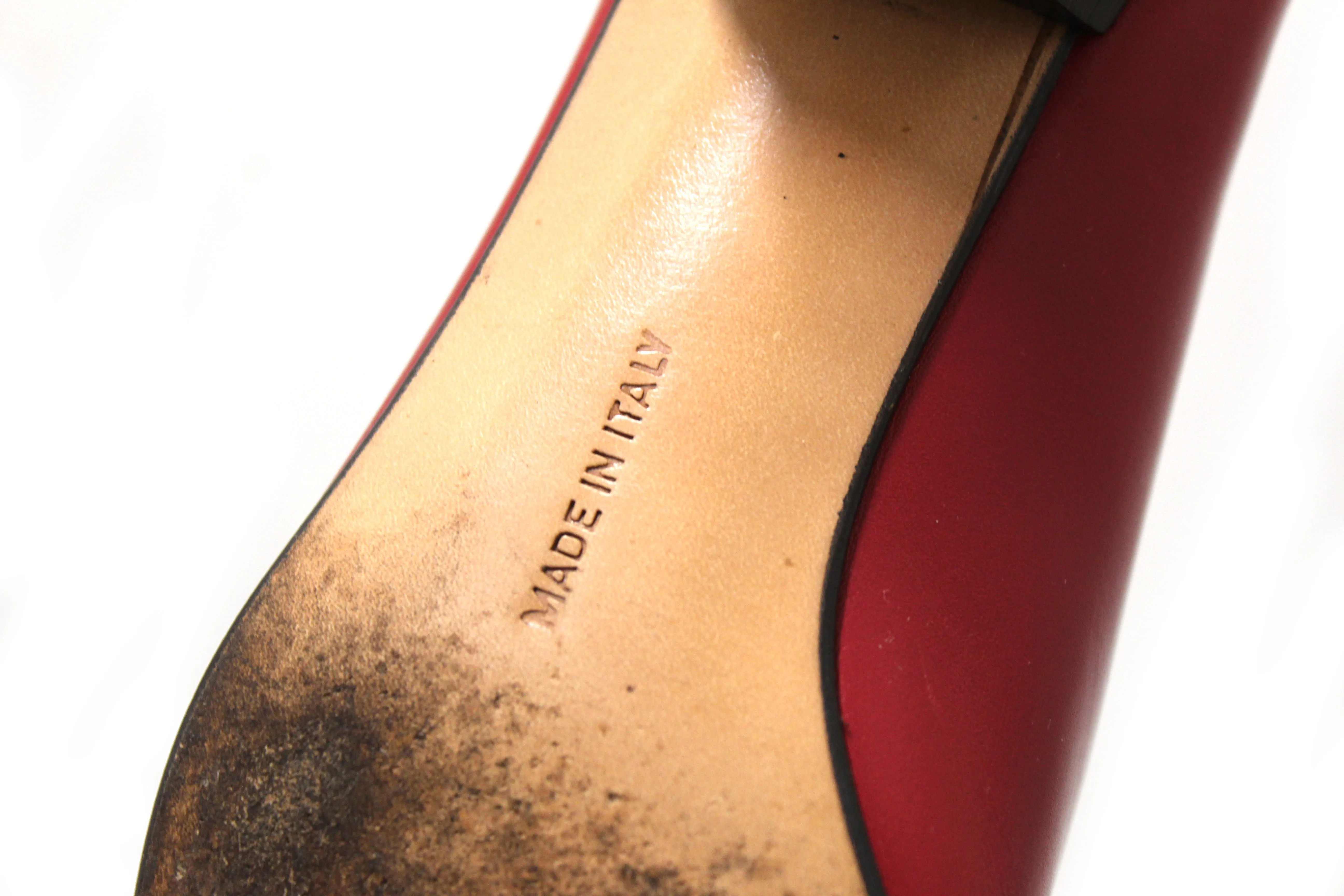 Authentic Salvatore Ferragamo Calfskin Red Leather Kitten Heel with Bow Size 6B