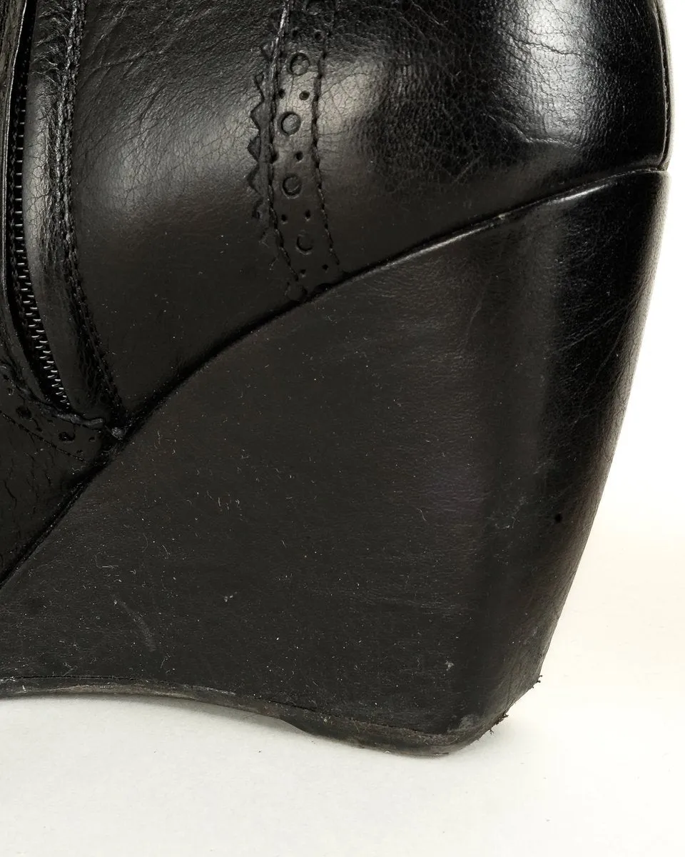 Balenciaga Black Leather Round Toe Booties 39.5