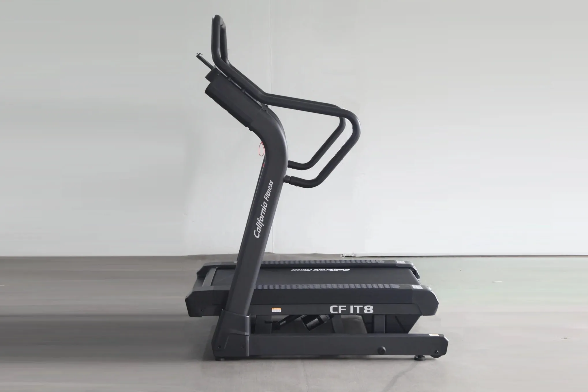 California Fitness IT8 Incline Trainer Treadmill