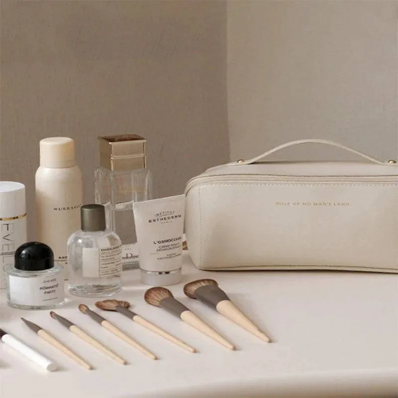 Chic Voyage Deluxe Makeup Bag – Large Capacity Leather Cosmetic Organizer