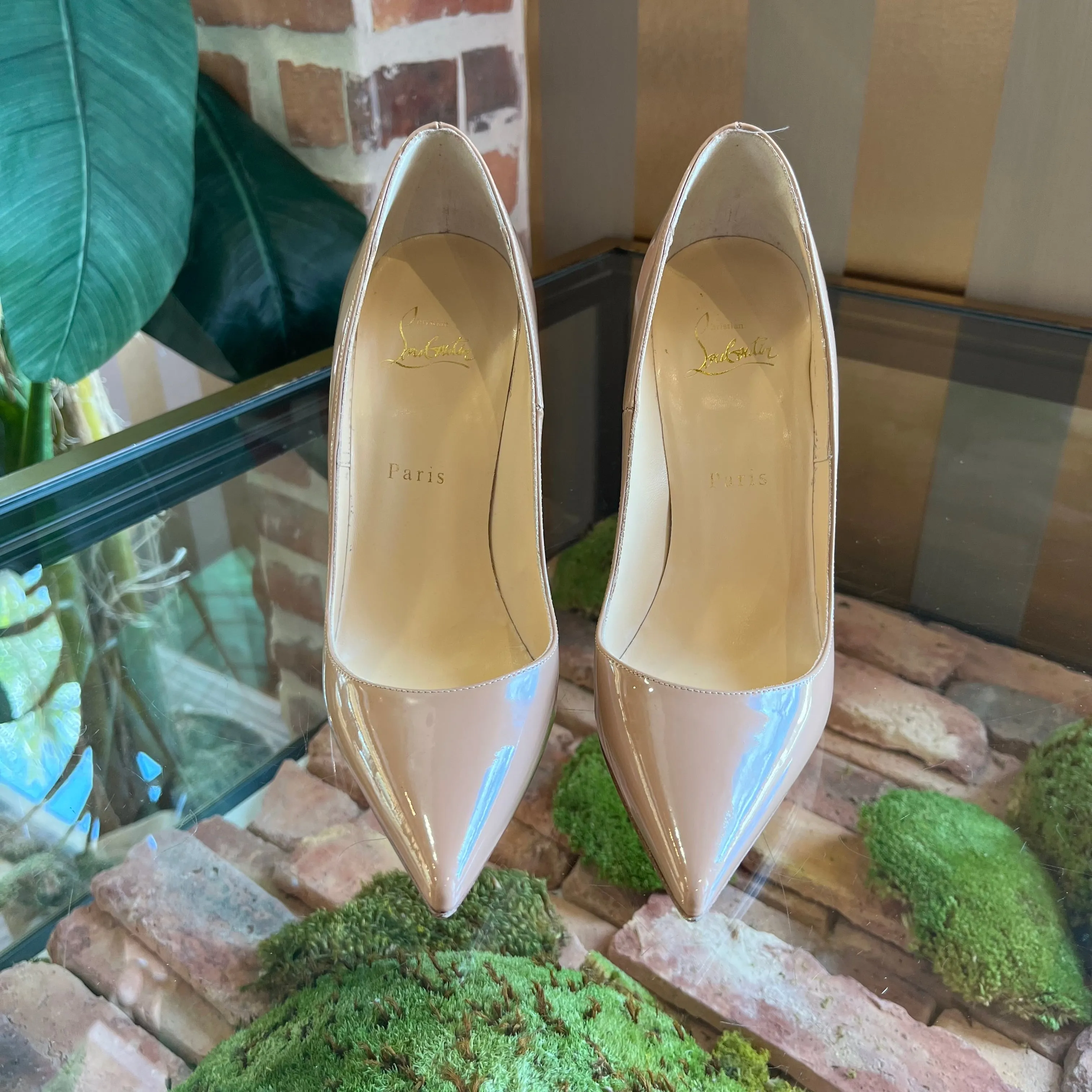 CHRISTIAN LOUBOUTIN So Kate Nude Patent Leather 39