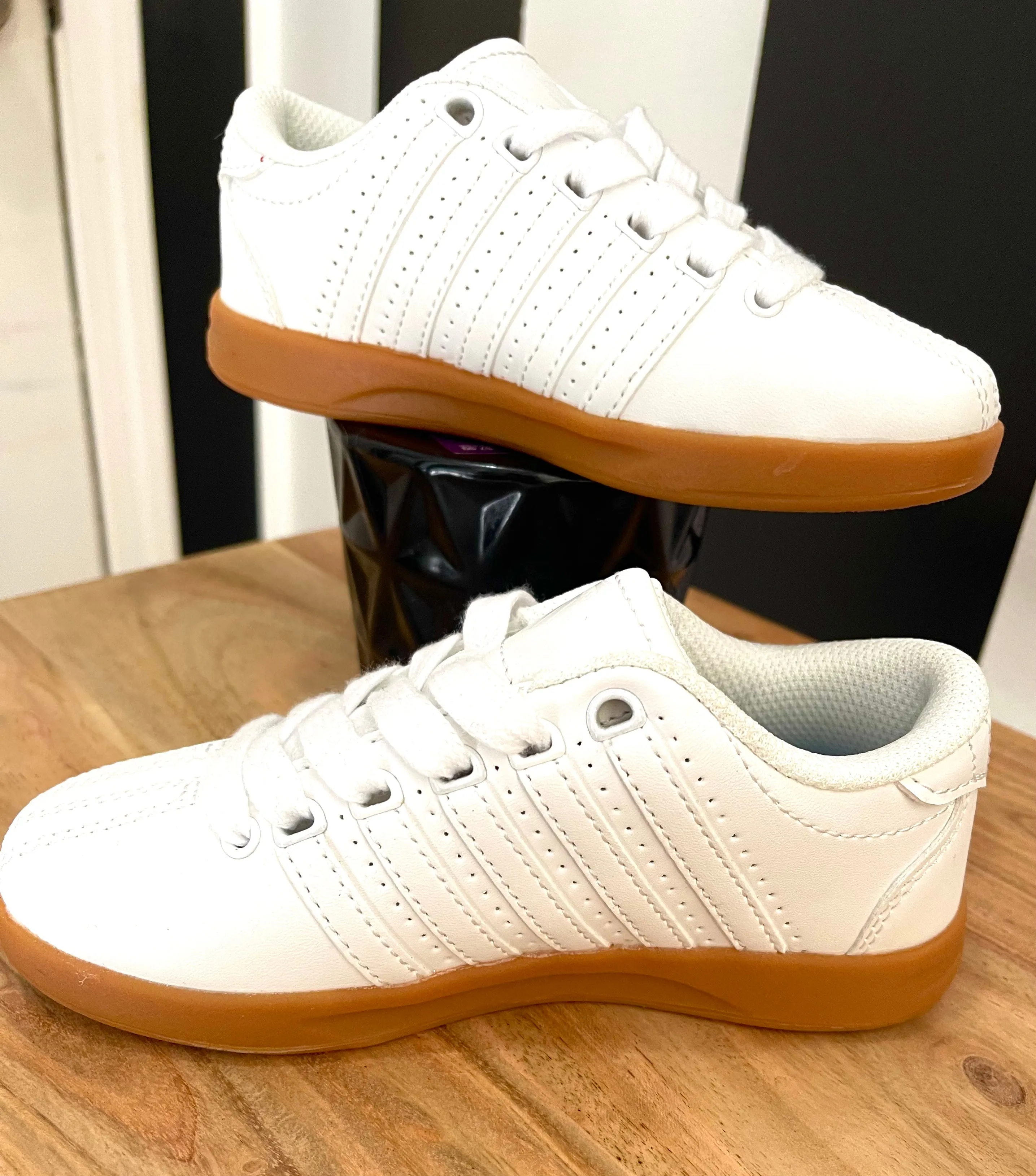 Little Kids K-Swiss Kicks- 11.5