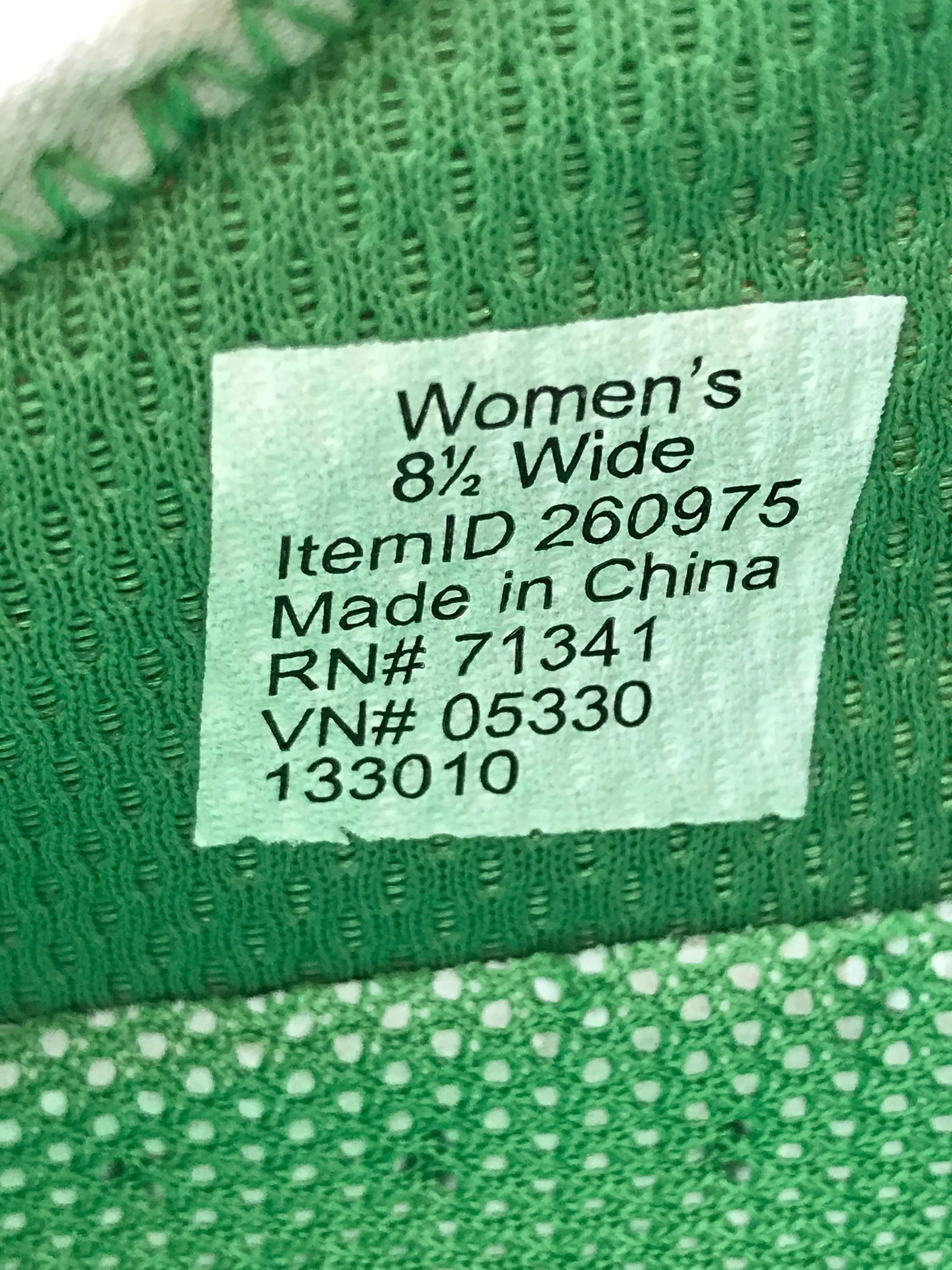 L.L. BEAN LL Bean Women's Size 8.5W Athletic Mesh Water Shoes Sneakers
