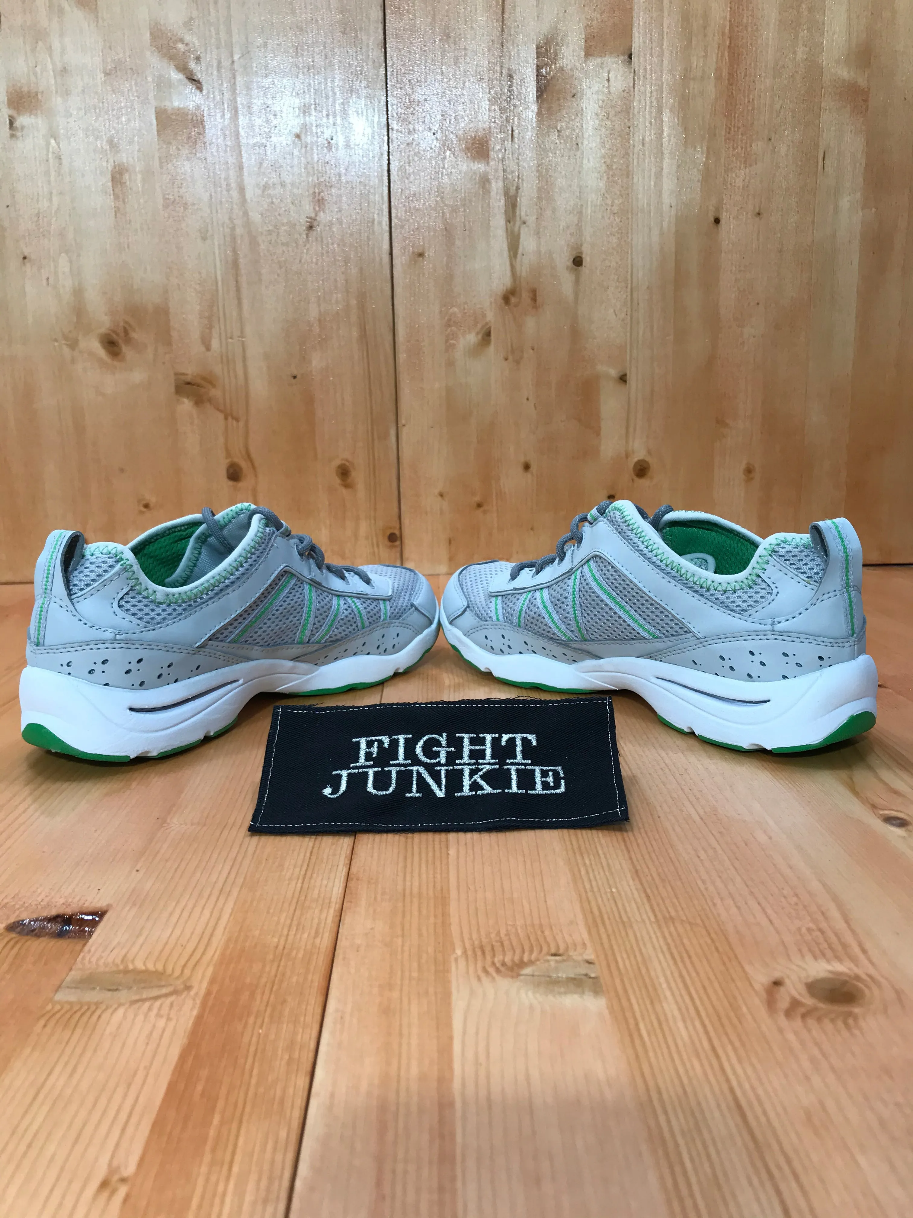 L.L. BEAN LL Bean Women's Size 8.5W Athletic Mesh Water Shoes Sneakers