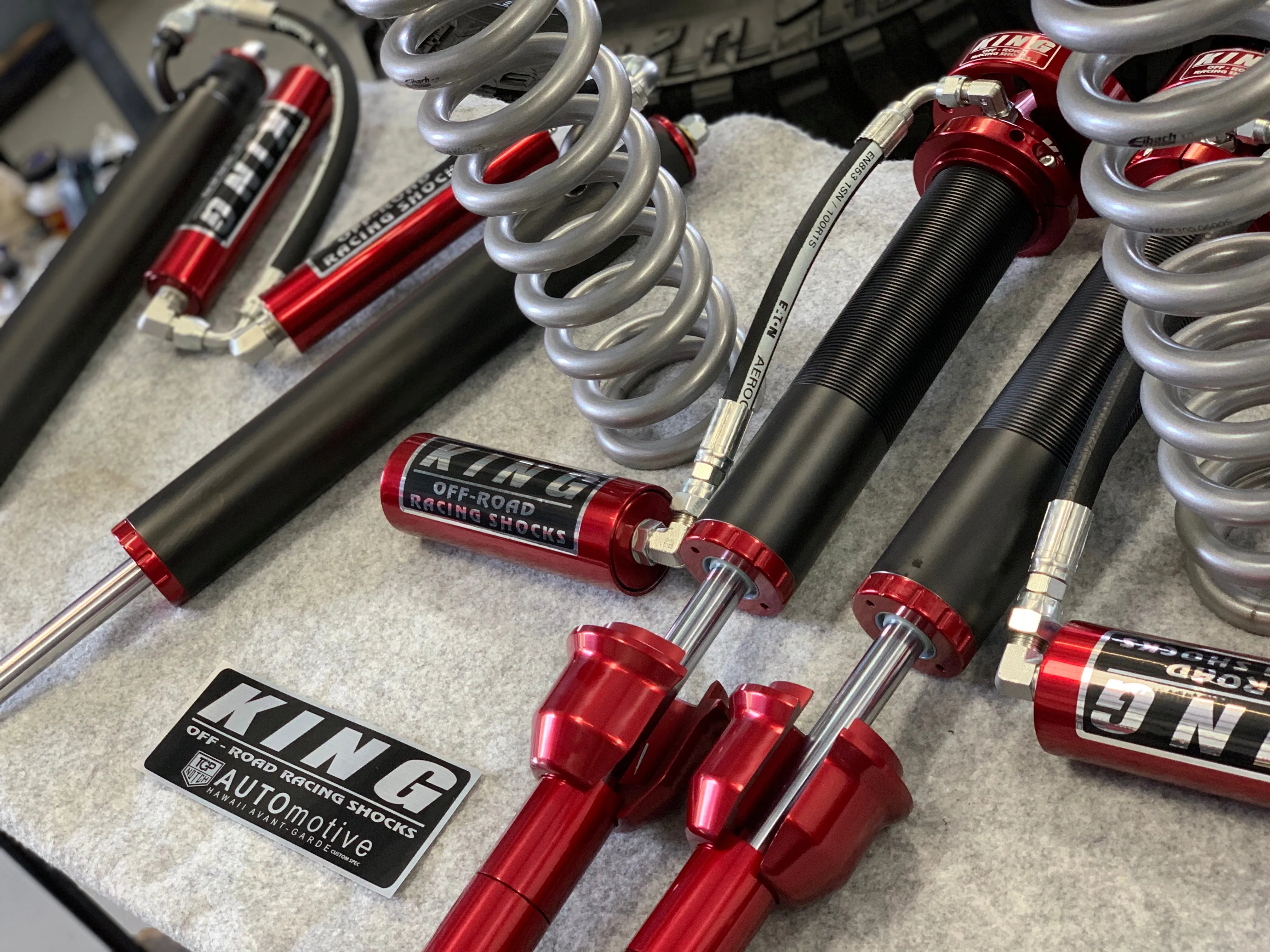 *SPECIAL ORDER* 05 - 23 .5''-2.5'' LIFT 05  TACOMA KING REAR SHOCK SET ADJUSTABLE DAMPENING