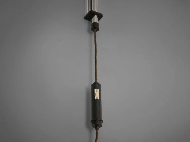 Wall-Mounted Adjustable Pendant Lamp in Metal