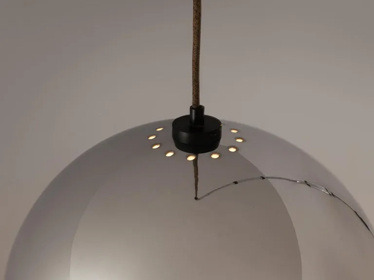 Wall-Mounted Adjustable Pendant Lamp in Metal